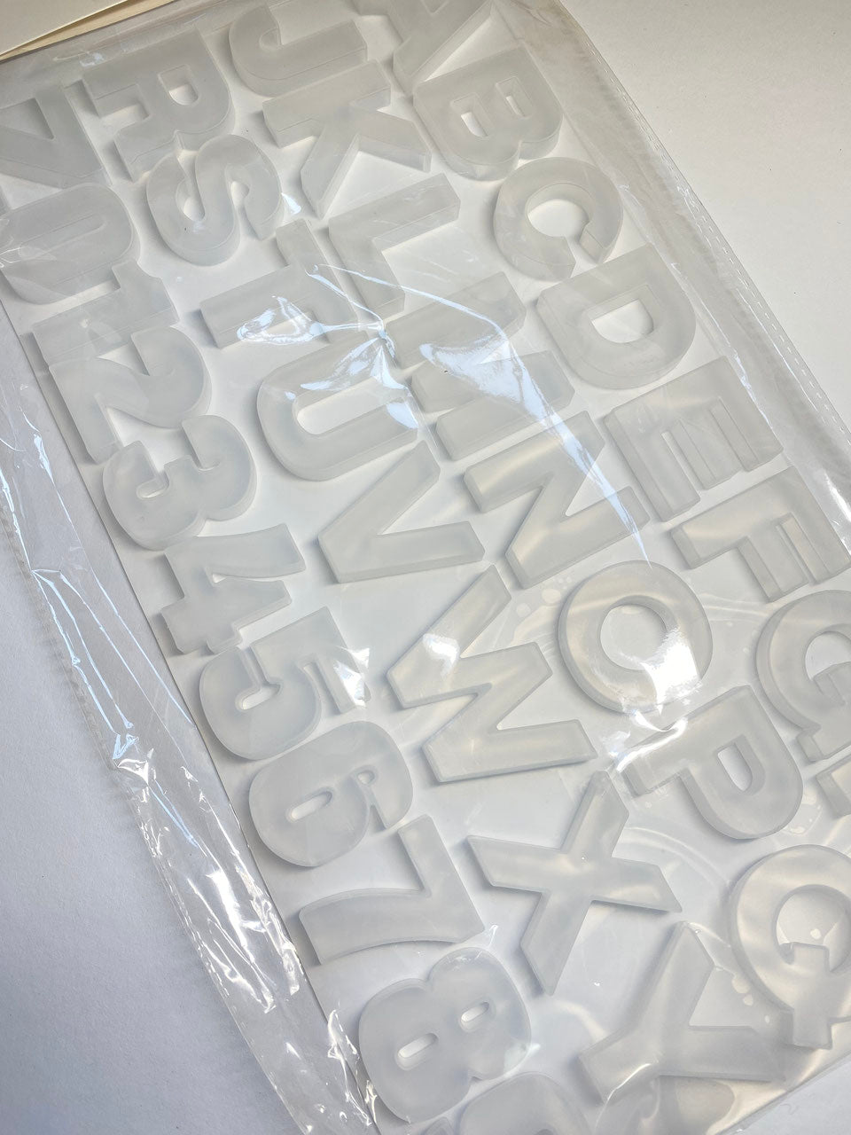 Gießform Buchstaben und Zahlen