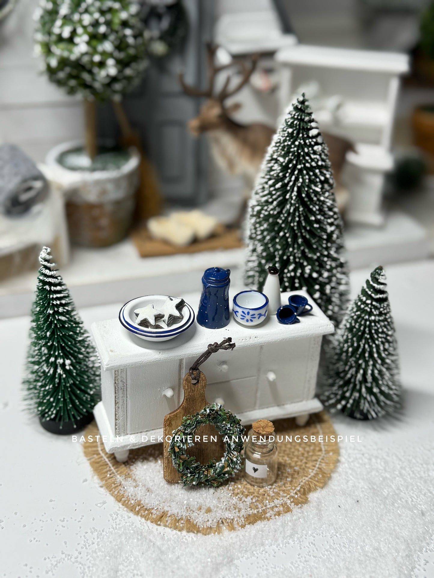 Side Board Miniatur