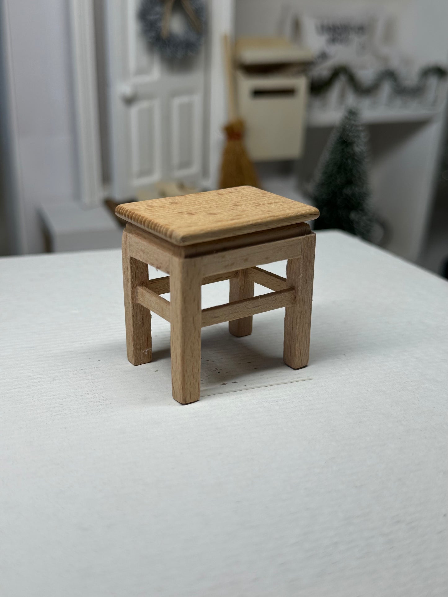 Holz-Hocker Miniatur