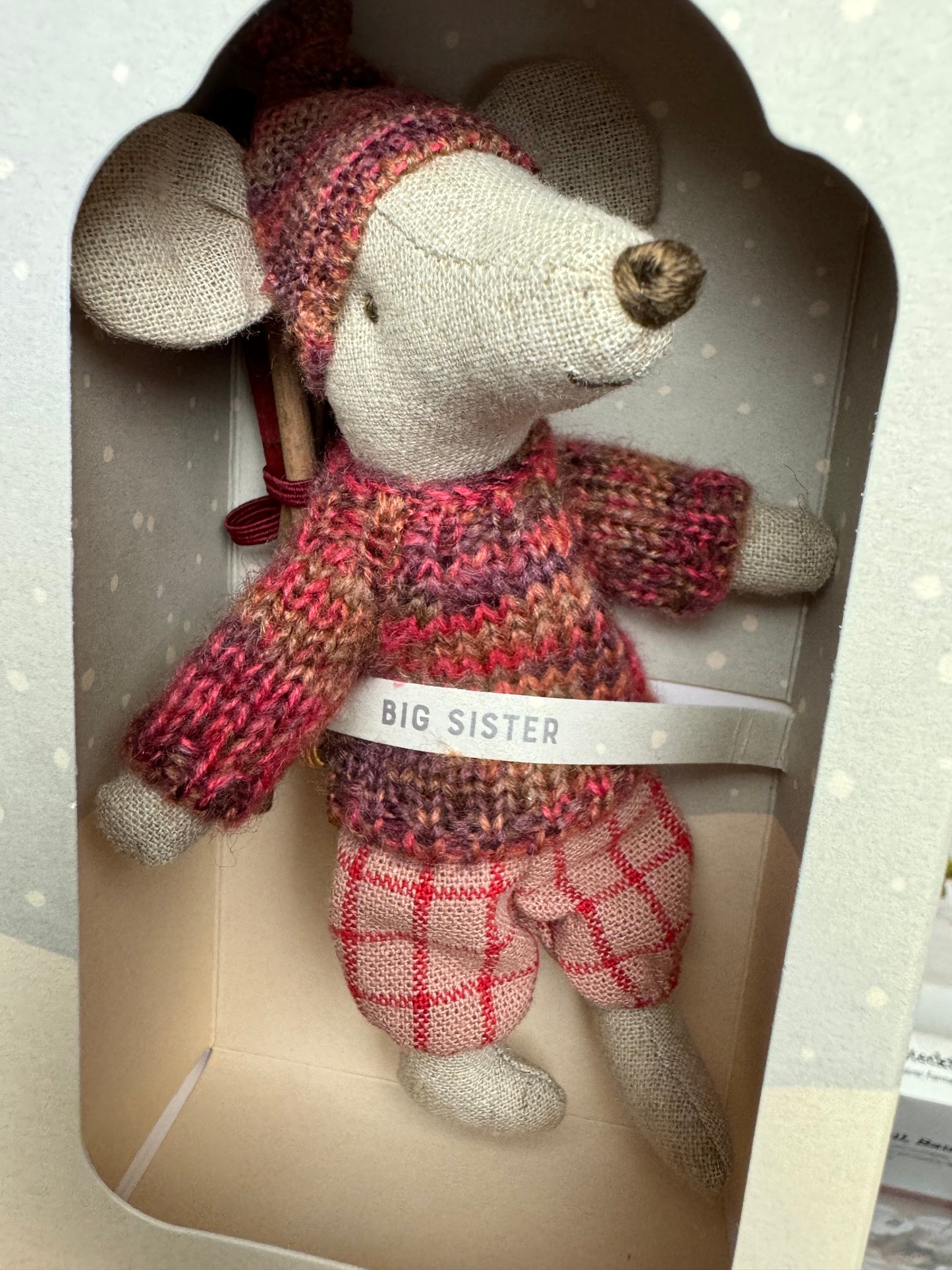 Wintermaus mit Skiset Maileg rose