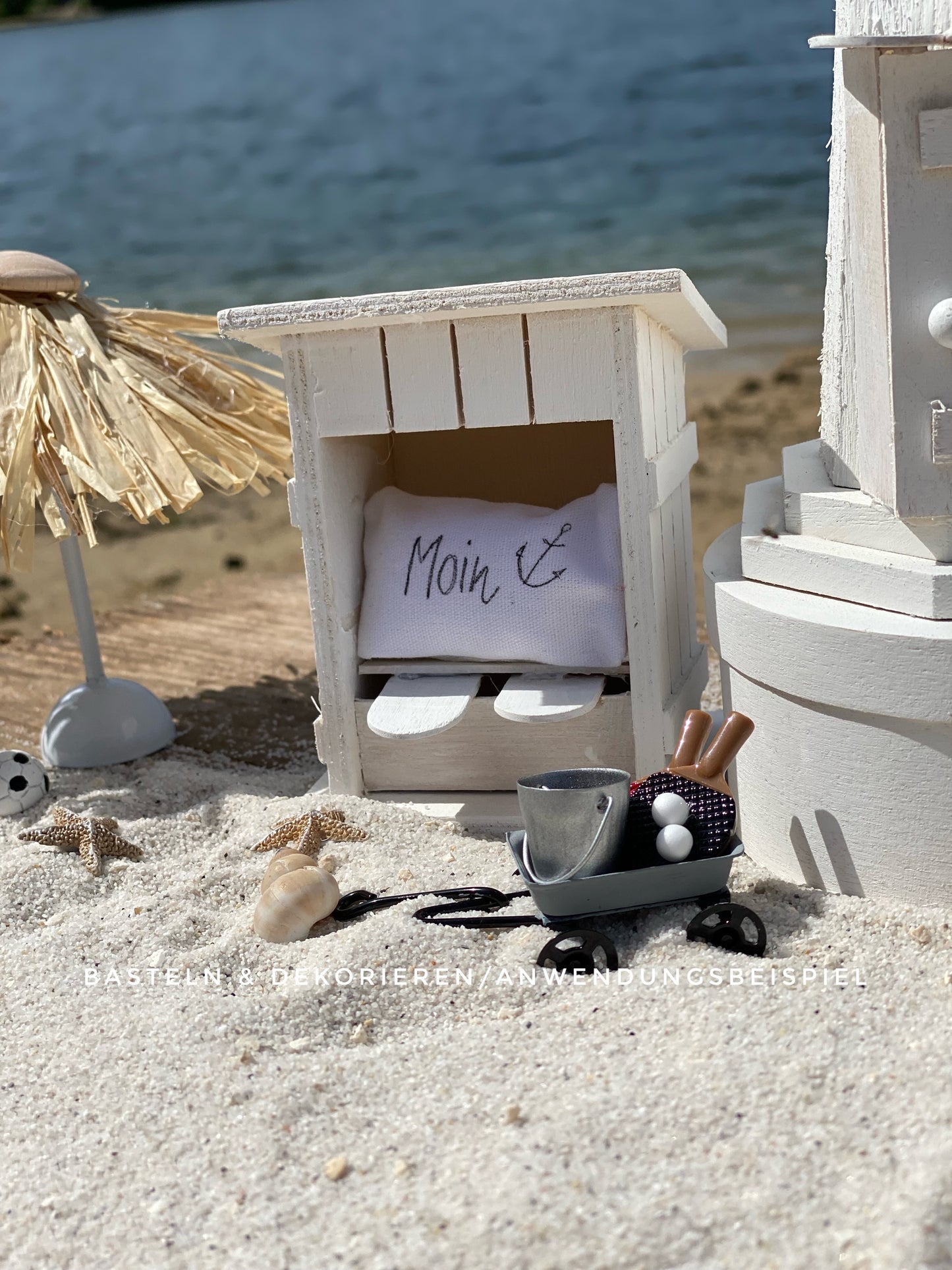 Toilettenhäuschen mit Herz Miniatur