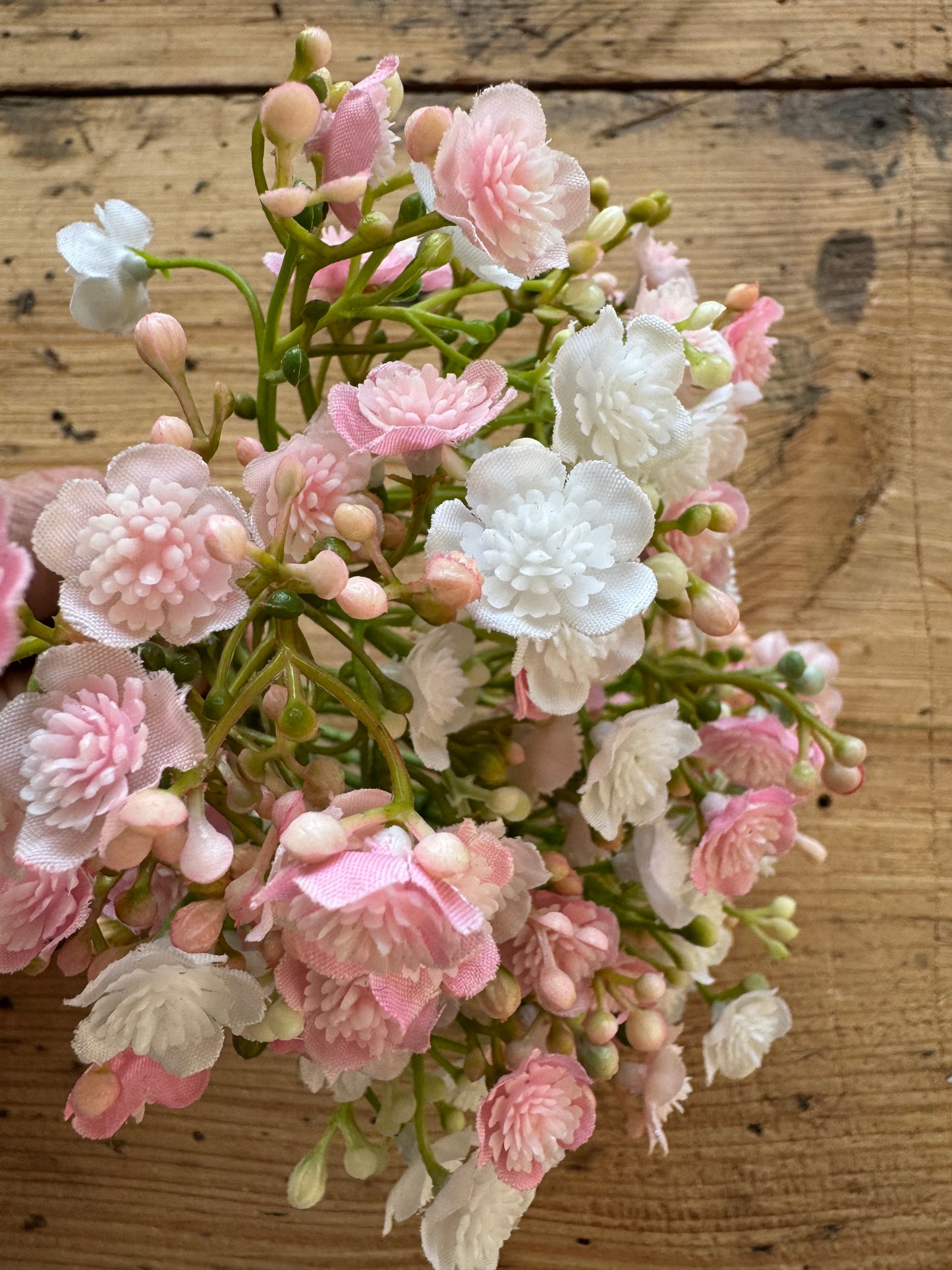 Schleierkraut gefüllt