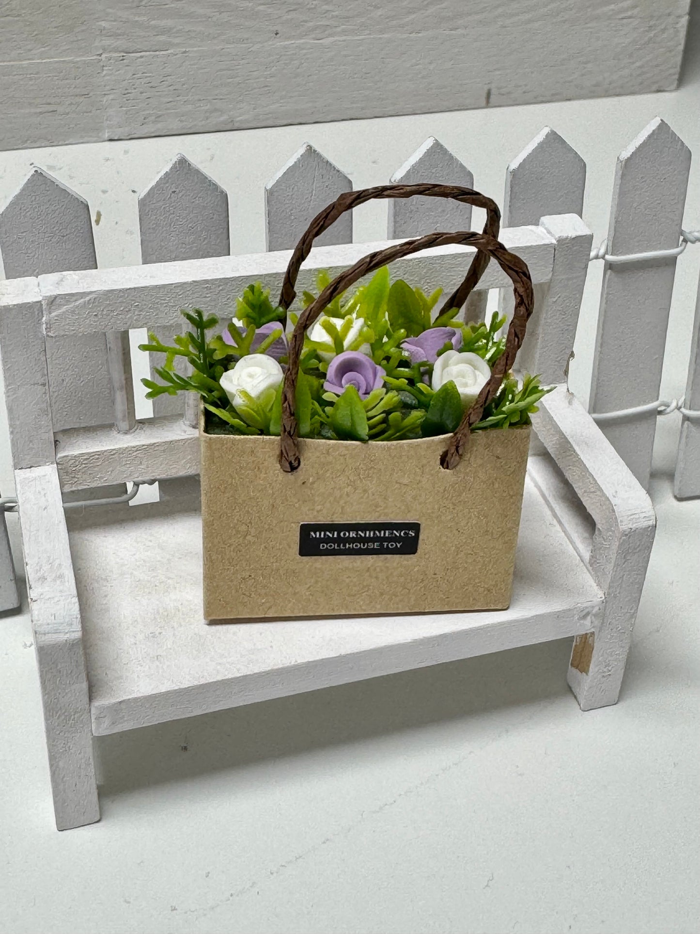 Papiertasche mit Blumen Miniatur