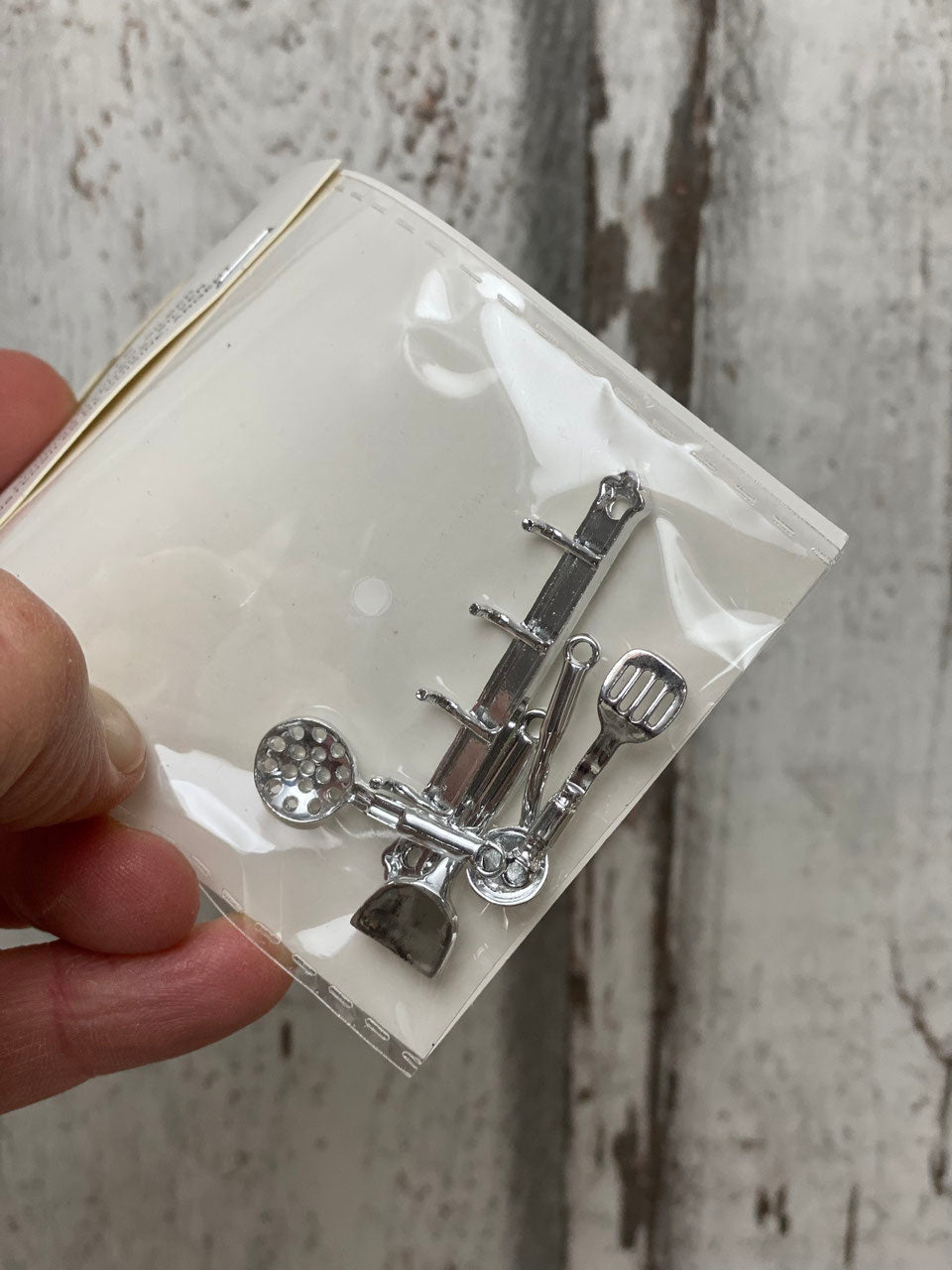 Kochutensilien mit Hakenleiste