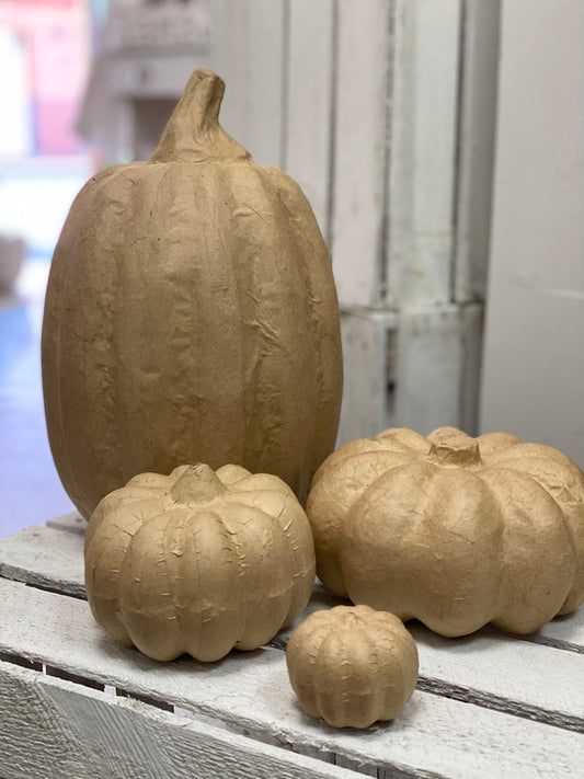 Kürbis aus Pappe verschiedene Größen
