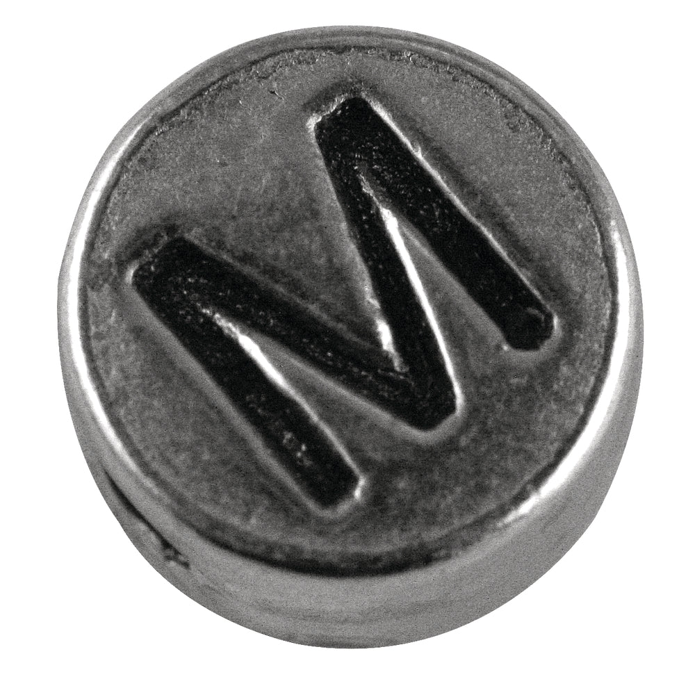 Buchstaben aus Metall silber