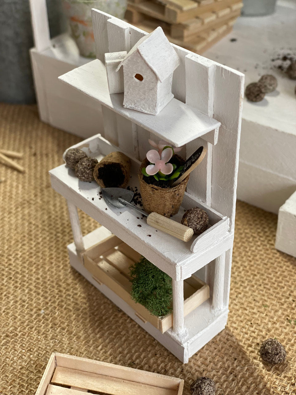 Kreativset Pflanztisch