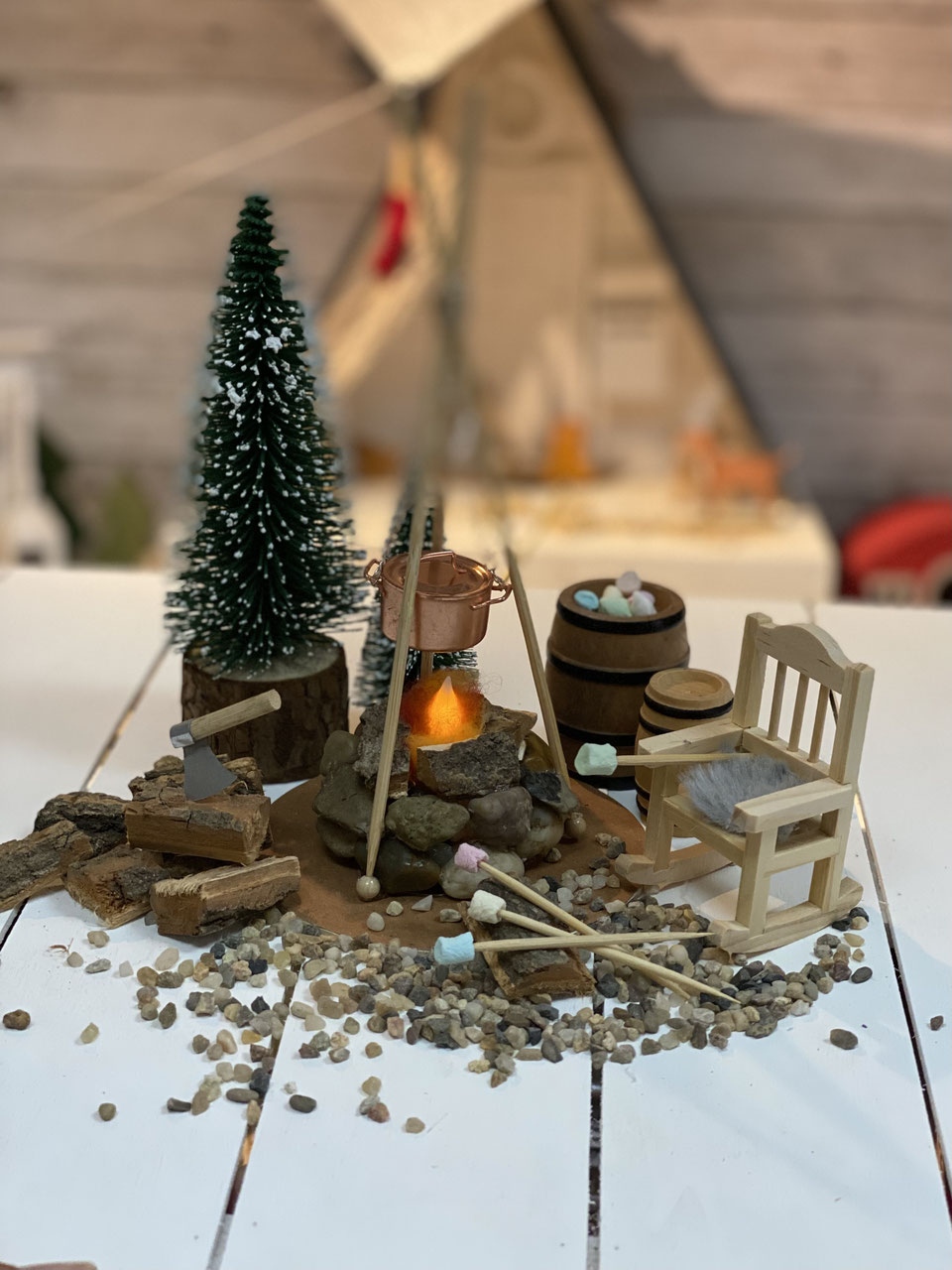 Kreativset Lagerfeuer für Wichtelkulisse