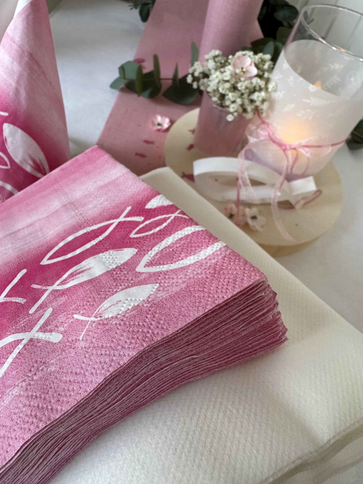 Konfirmation Tischdeko Rosé Pink Komplettset für 10 Personen – Fischmotiv, Kerzenglas, Servietten, Tischläufer, Streudeko