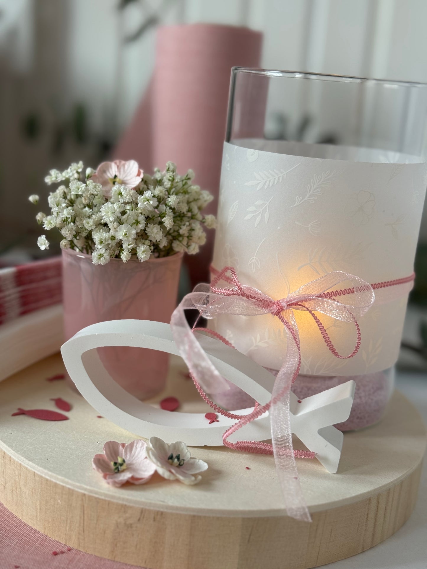 Konfirmation Tischdeko Rosé Pink Komplettset für 10 Personen – Fischmotiv, Kerzenglas, Servietten, Tischläufer, Streudeko