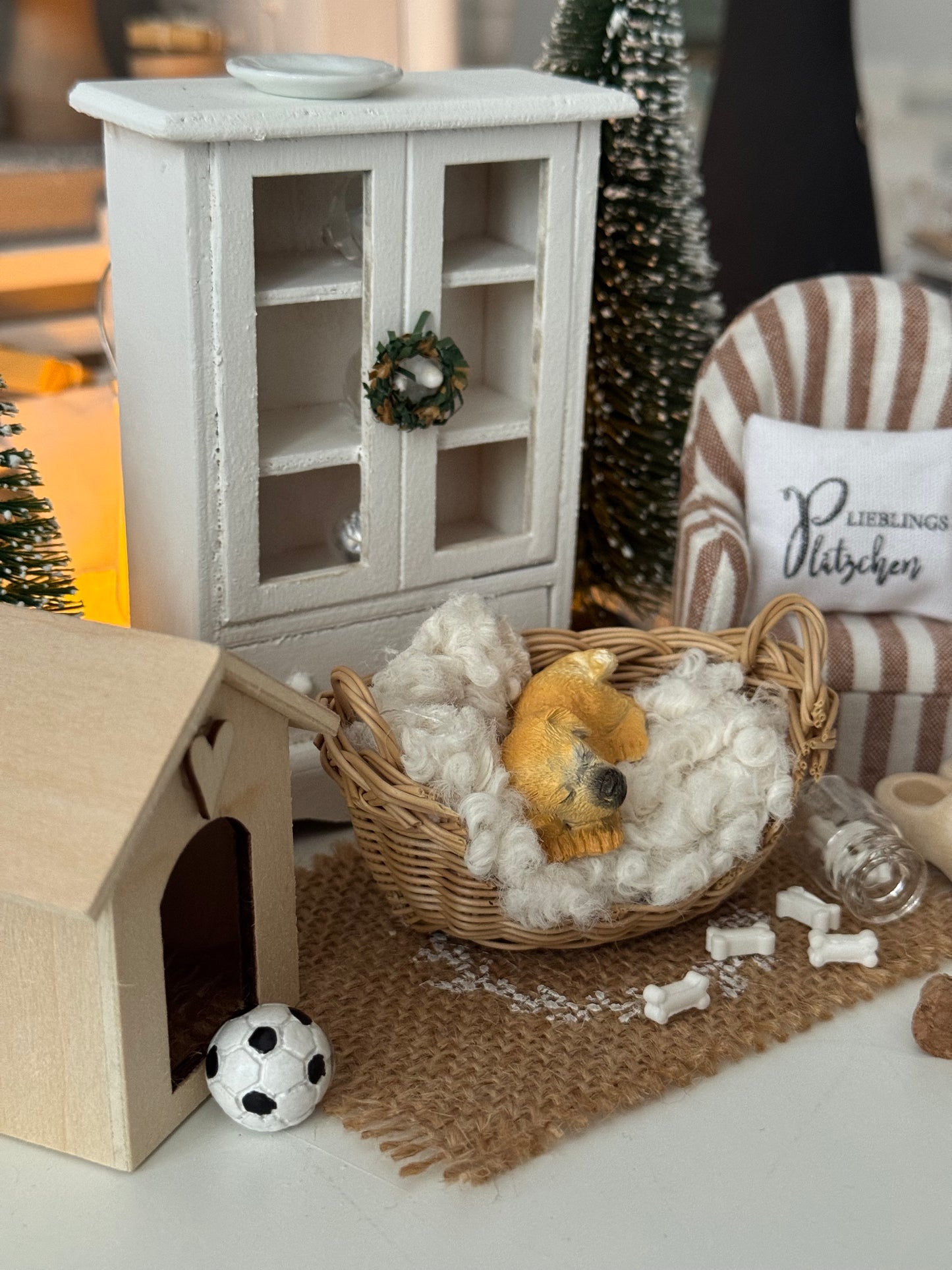 Hundehütte Wichteltür Miniatur