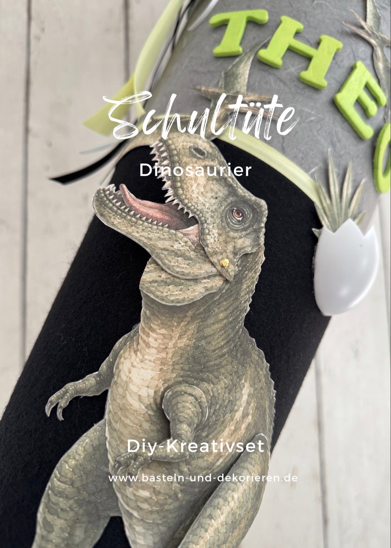 Bastelset „Dinosaurier-Schultüte Grau-Schwarz“ – DIY Schultüte im Natur-Look mit Lichtfunktion