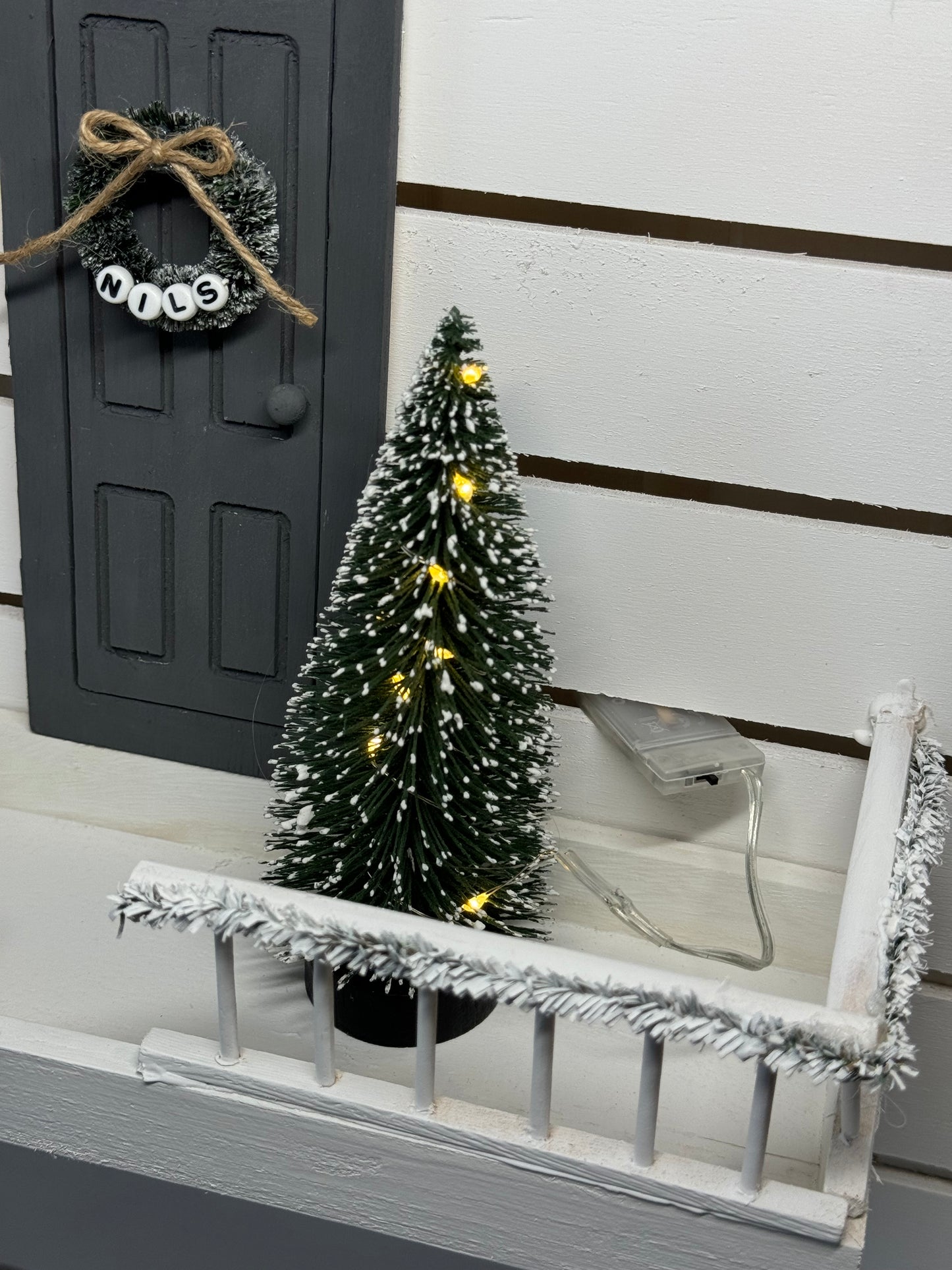 Wichteltür mit Balkon KREATIVSET zum Bauen