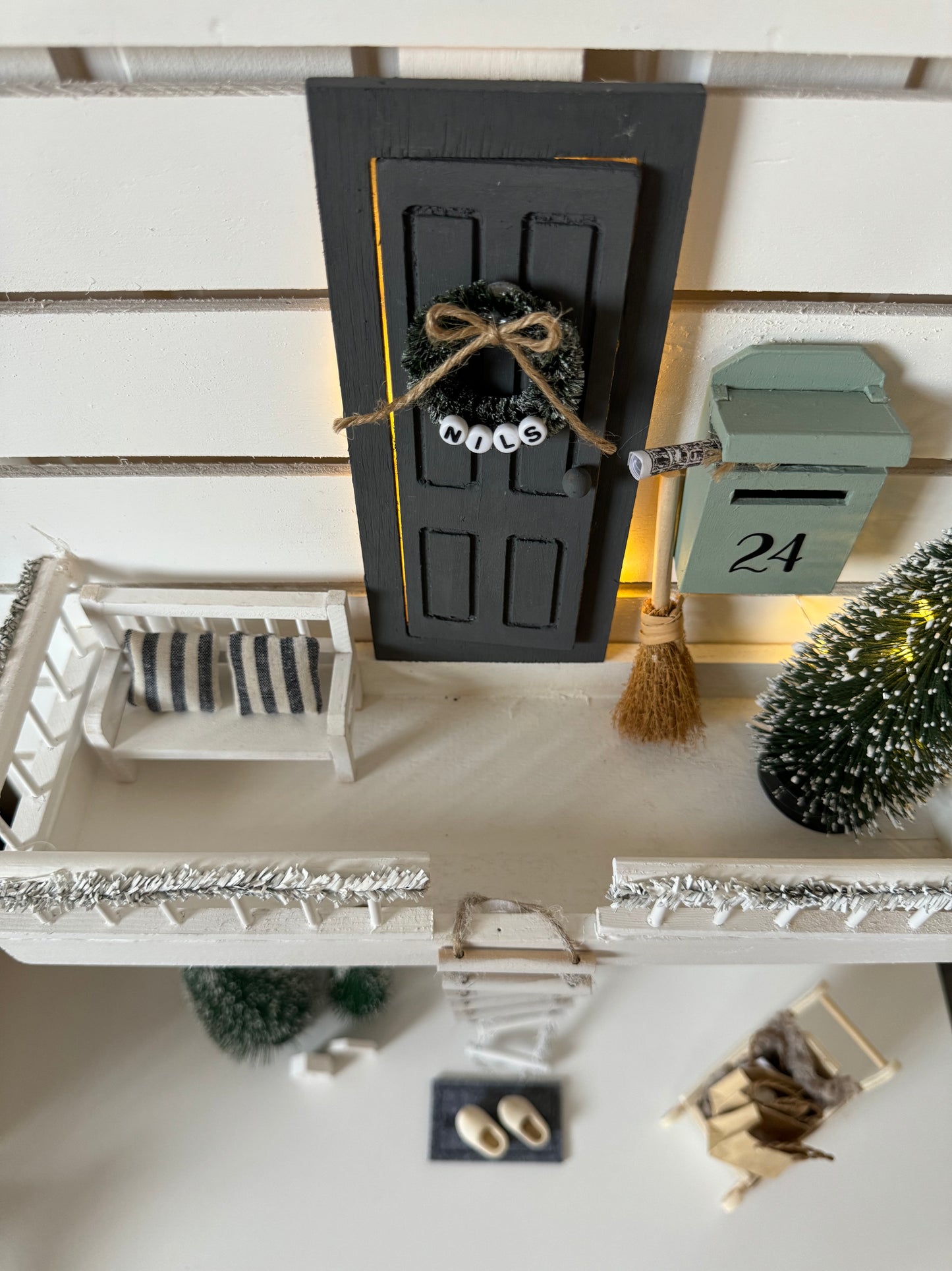 Wichteltür mit Balkon KREATIVSET zum Bauen