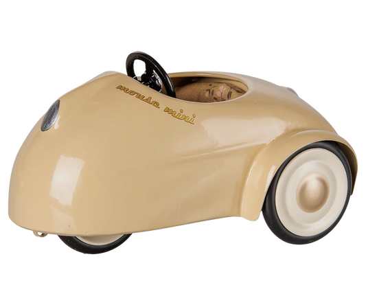 Maileg Auto in Beige für die Mäusefamilie mit Lenkrad und Rädern